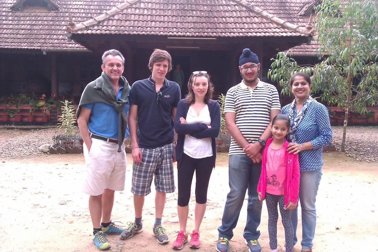 Agroturismo Kollenkeril Plantation Bungalow Villa Munnar India
